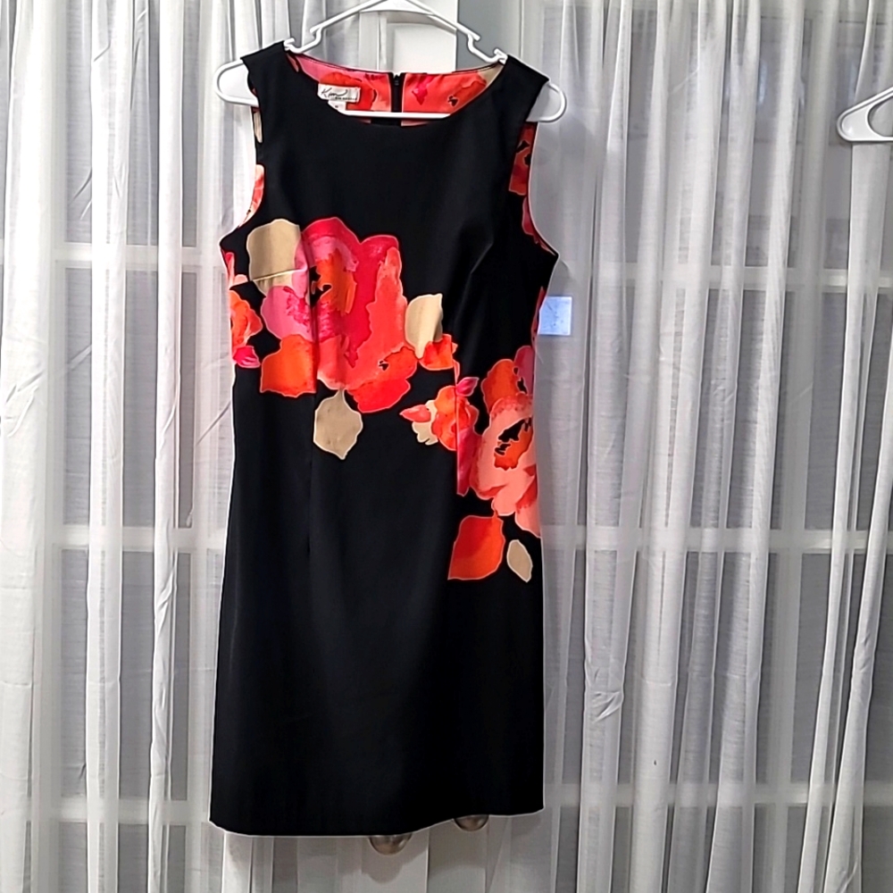 Kim Rogers sleeveless floral print stretch dress.